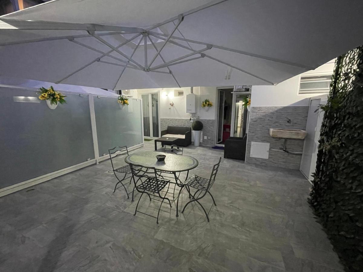 Bed and Breakfast Due Cuori  Bari Exterior foto